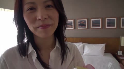 【素人人妻】純粋で清楚過ぎる人妻あやこ44歳 人生初の浮気チンポに体を反らせて絶頂しまくる！