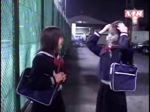 学校帰りの制服娘を拉致ってレイプする鬼畜集団