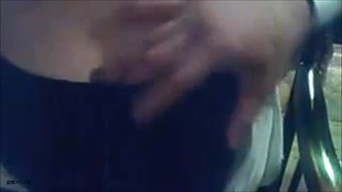 サラリーマンに胸揉まれる