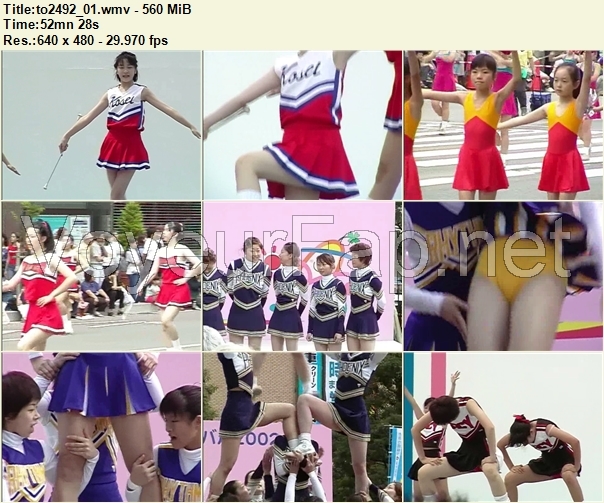 Cheerleaders Candid to2492_01
