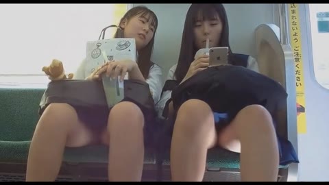 逆さ＆電車対面