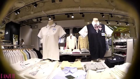 親切な美人店員さんをローアングルで Part.2