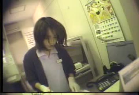 盗撮。美少女限定。和式トイレ
