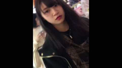 私服お姉さん#72 韓流好きな美人すぎる子の鉄壁のはずだったスカート内！
