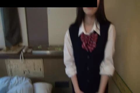個人撮影。華奢な制服娘Haruka