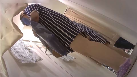 (レア作品)某アパレル試着室6 ポニーテールでお嬢様風な雰囲気