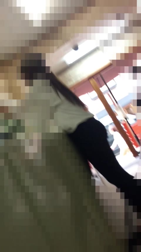 コインランドリーでギャルの超染み付き未洗濯下着を盗む！！