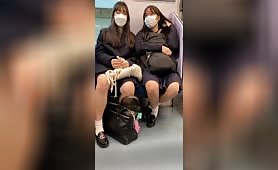 JK風制服美女の対面エロ過ぎるミニスカ生脚347