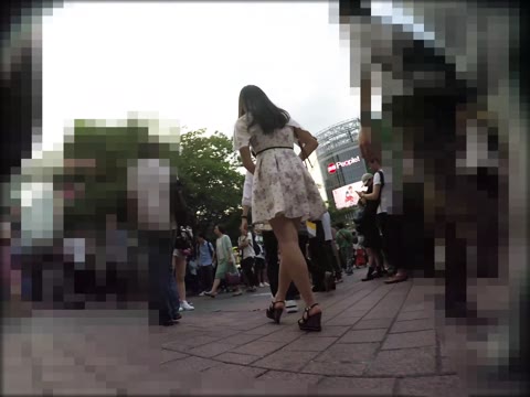 プリクラで激カワお嬢様JDのピンクPを好き放題覗く。2カメ体制＆ラクガキ中直撮り【声かけ】