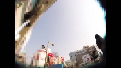 不審者を見る鋭い目線。＆親友に会いたくてウキウキの私服JKちゃん