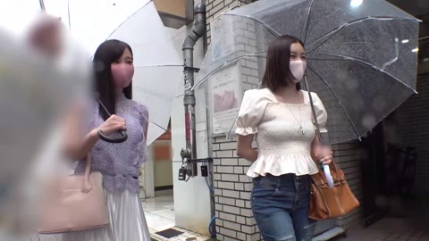 【欲求不満ＯＬ爆発】えろ乳ＯＬ♀x2アロマオイルマッサージで勧誘 感度200倍オイルで乳揉みだけで絶頂！生ちんぽに突かれて自制な