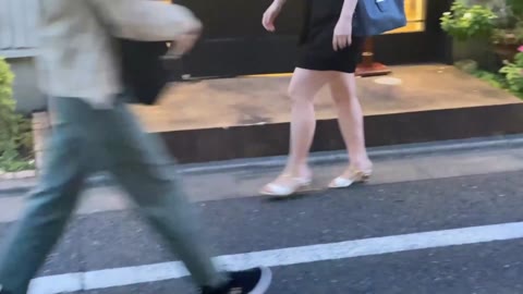 近所住み巨乳JD3年 彼氏とセックス・オナ・逆さパンティ