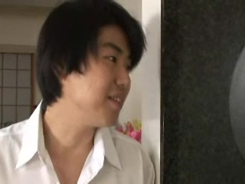 New 爆乳で激カワな友達の姉をマラソン大会の練習と偽ってハメまくる！