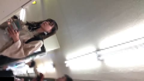 清楚で可愛い子、ギャップパンチラ