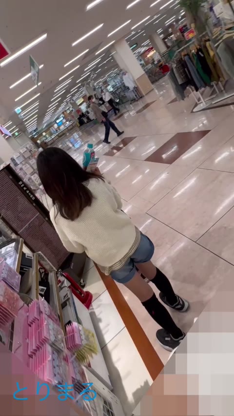 スマホ直撮り！vol.4 ロリっ子ちゃんの逆さP頂きます。