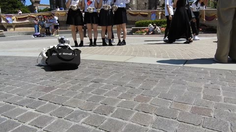 【解禁シリーズ16】ネズミィな国でセーラー服が強風マリ◯ン・モンロwwwフルオープン